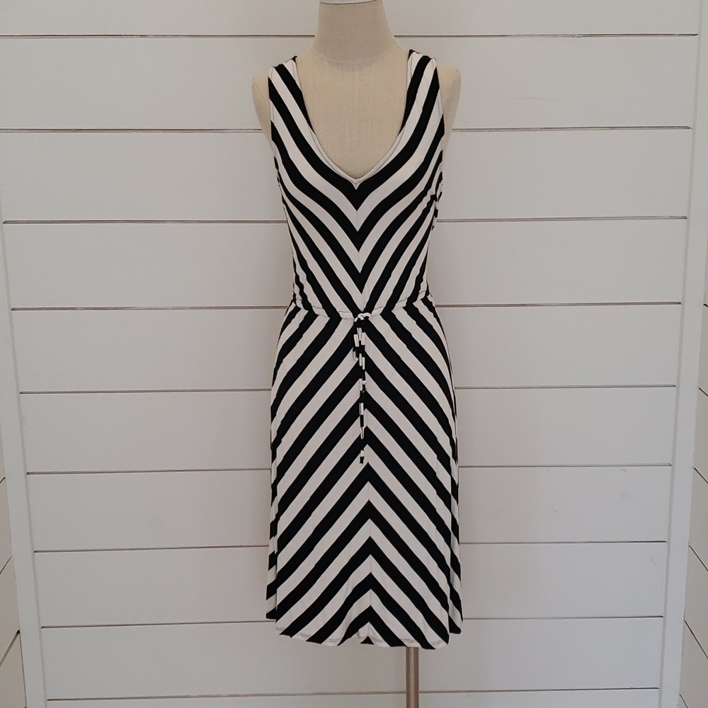 SPENSE dress medium black and white stripe So Cute!!